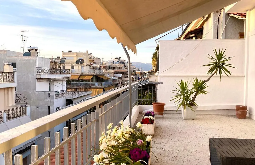 Charming Flat With An Amazing View-1